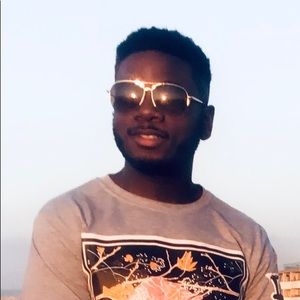 Meet your Posher, Daniel